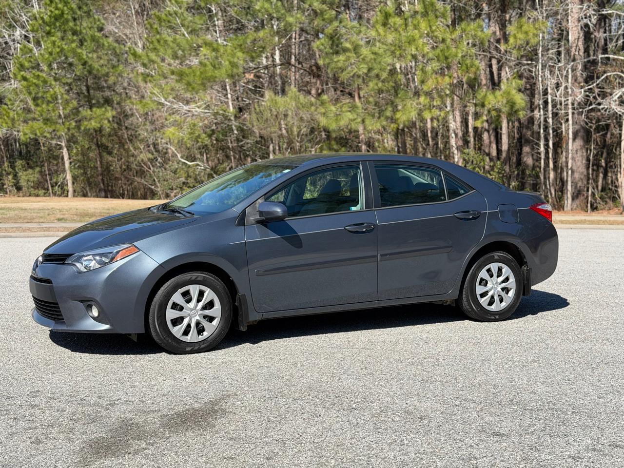 Toyota Corolla LE Plus 4D Sedan 2014