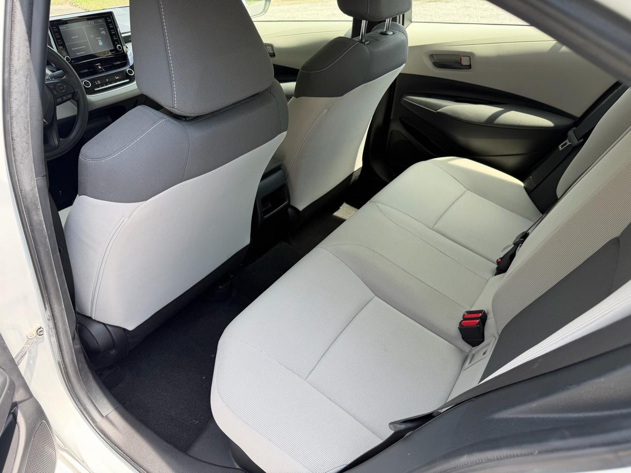 Toyota Corolla LE Hybrid 2022