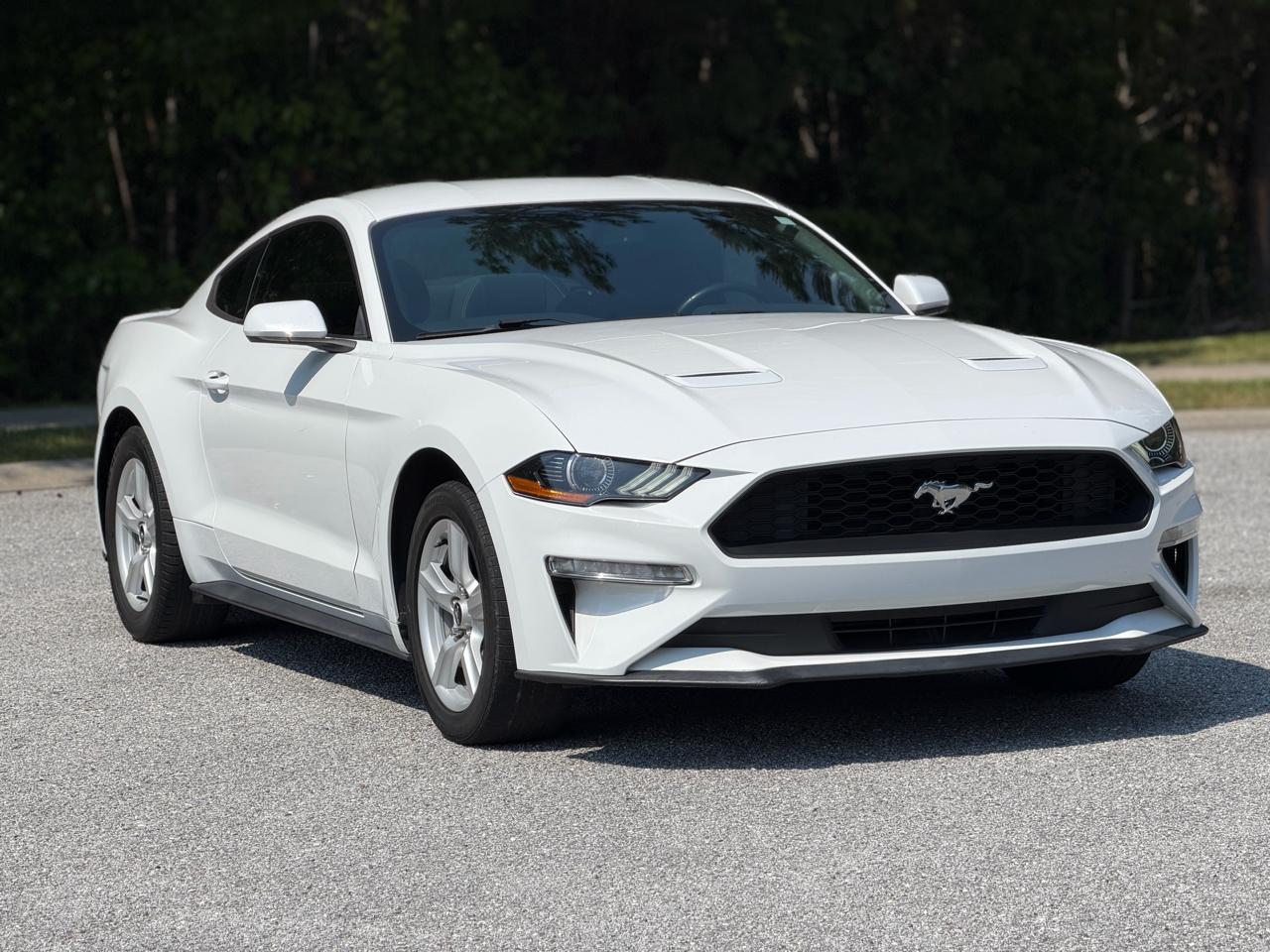 Ford Mustang EcoBoost Coupe 2018
