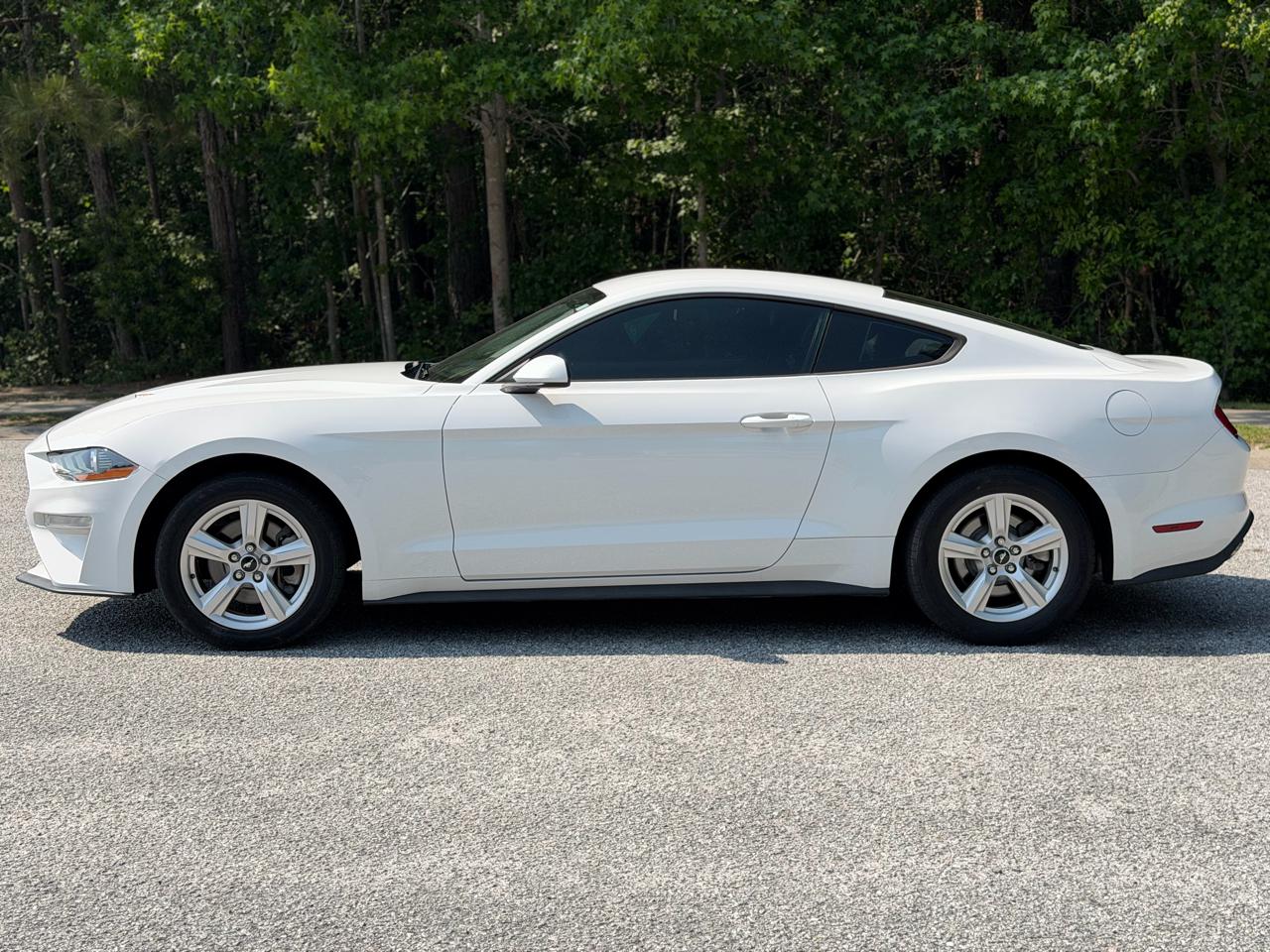 Ford Mustang EcoBoost Coupe 2018