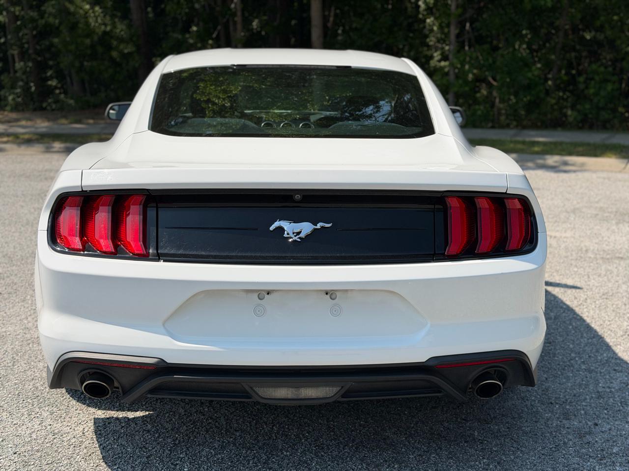 Ford Mustang EcoBoost Coupe 2018