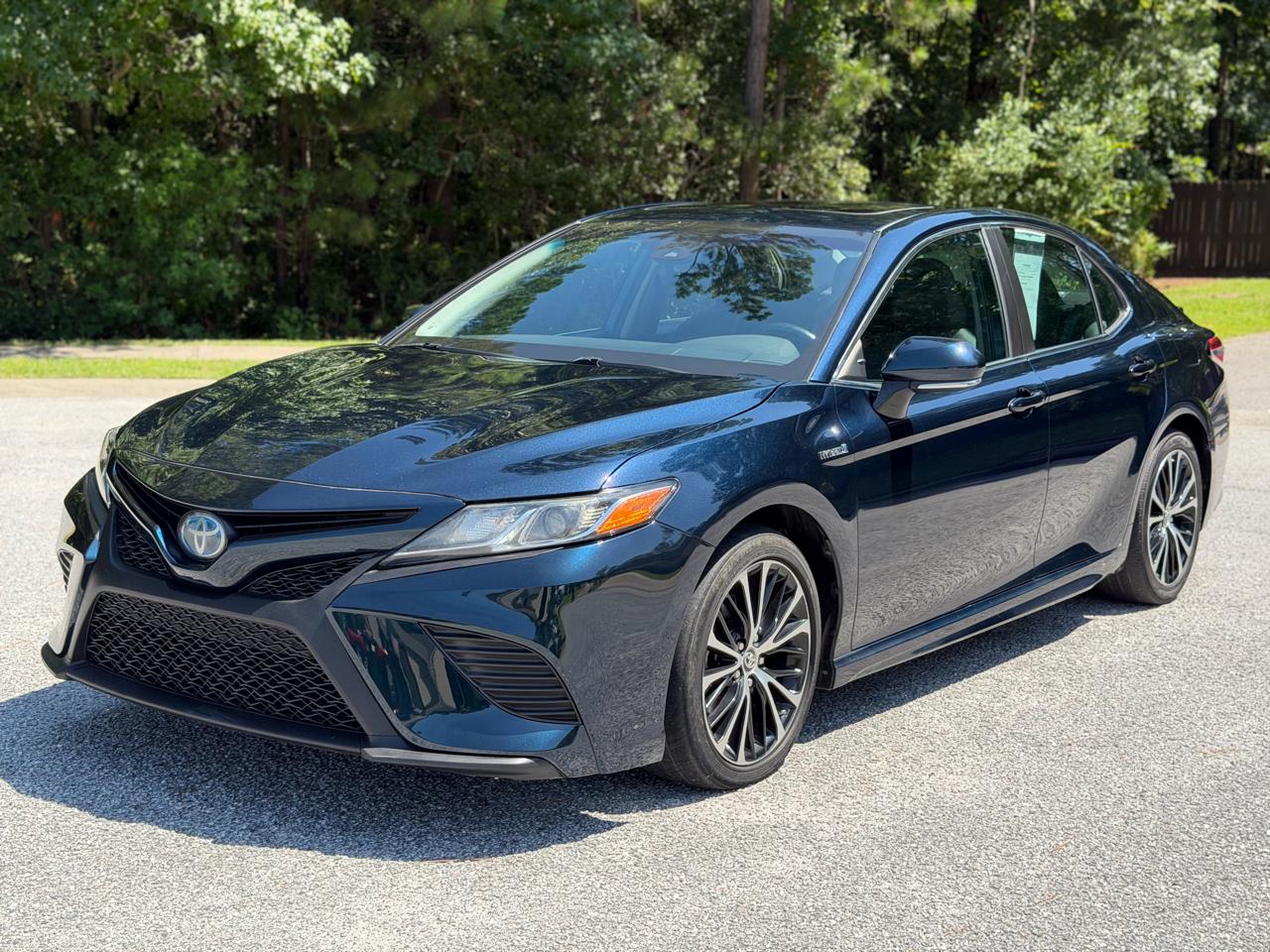 2018 Toyota Camry Hybrid SE