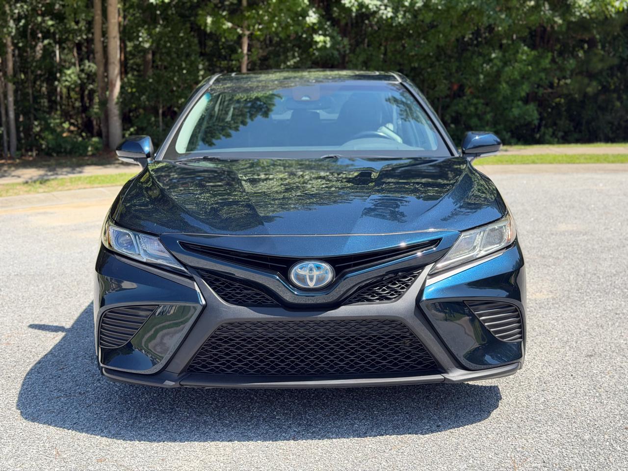 Toyota Camry Hybrid SE 2018