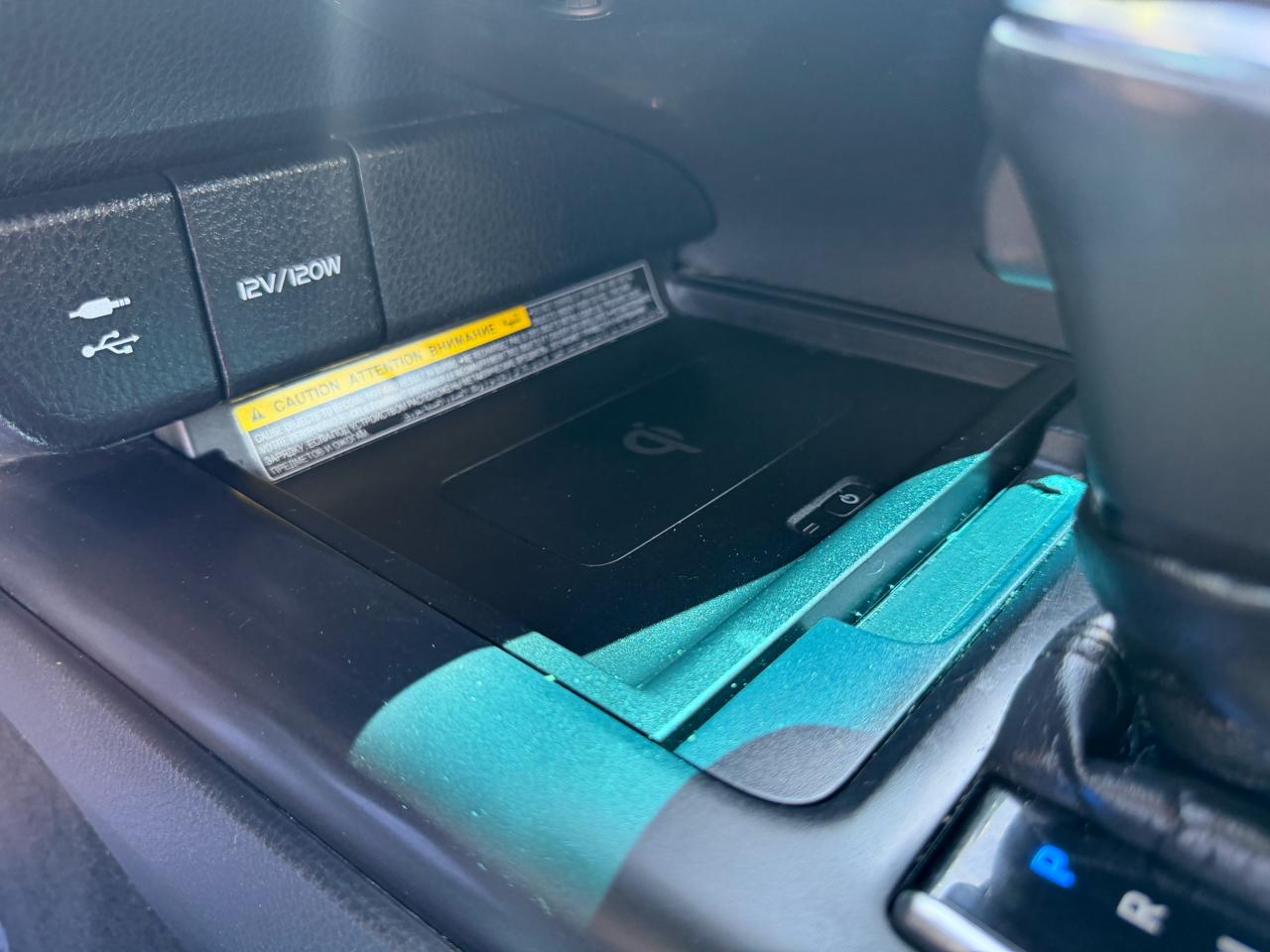 Toyota Camry Hybrid SE 2018
