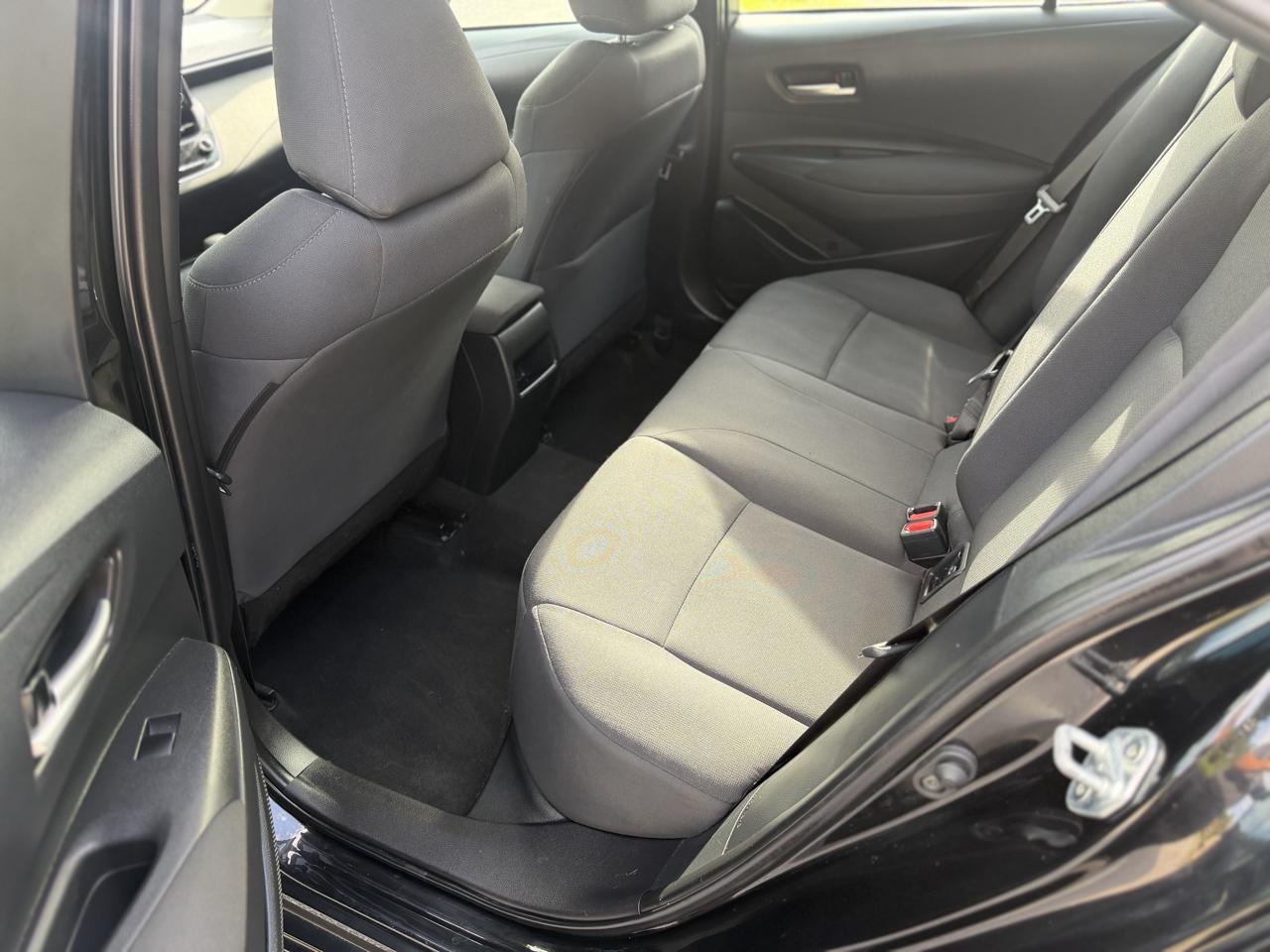 Toyota Corolla LE 2021