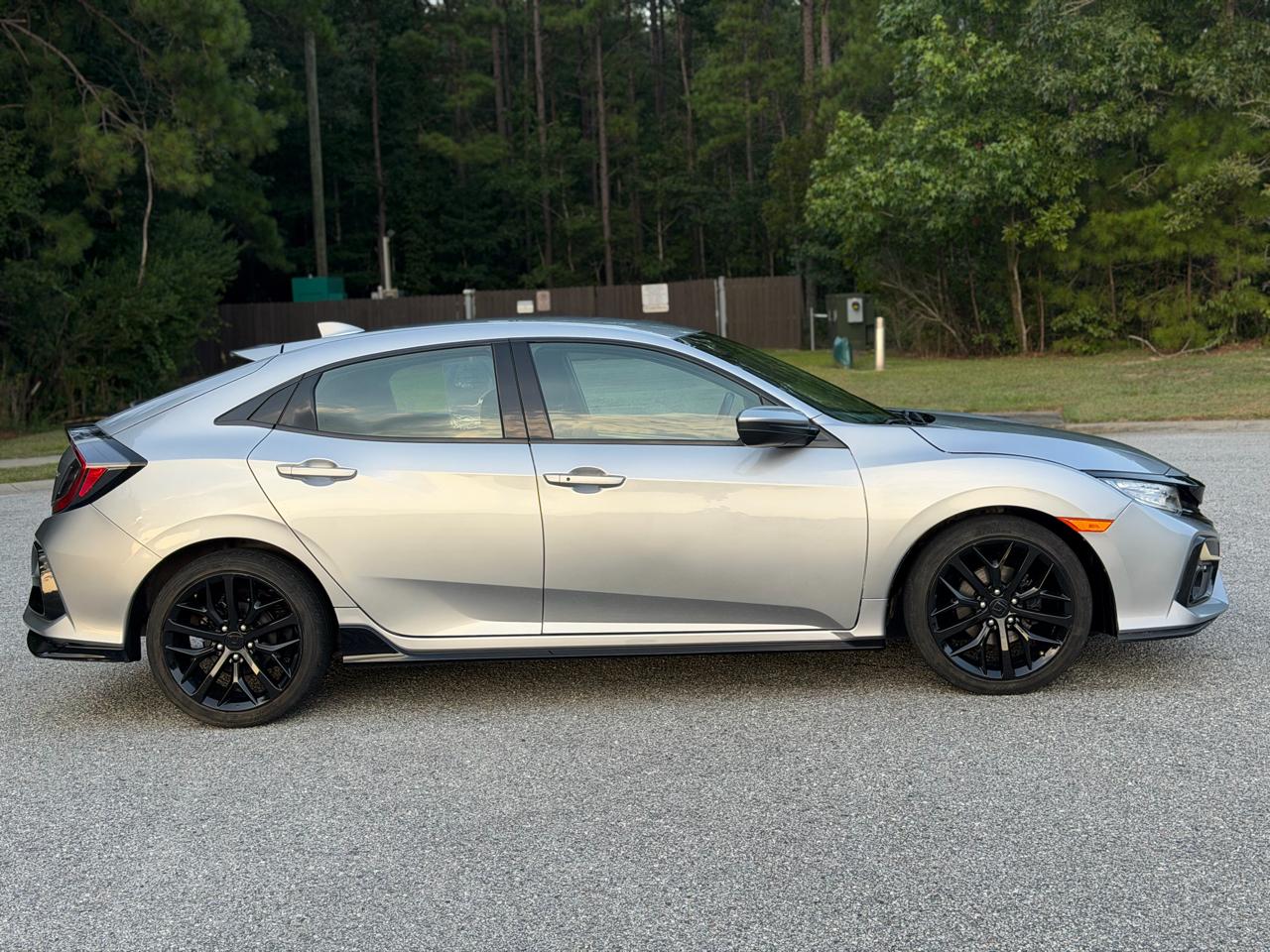 2021 Honda Civic Hatchback Sport - Photo 7