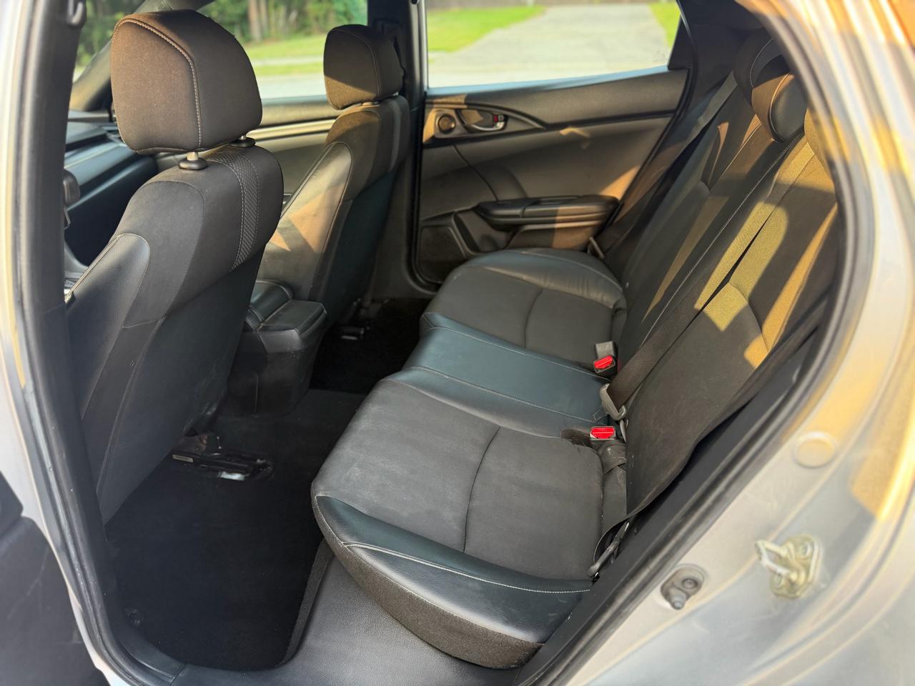 2021 Honda Civic Hatchback Sport - Photo 11