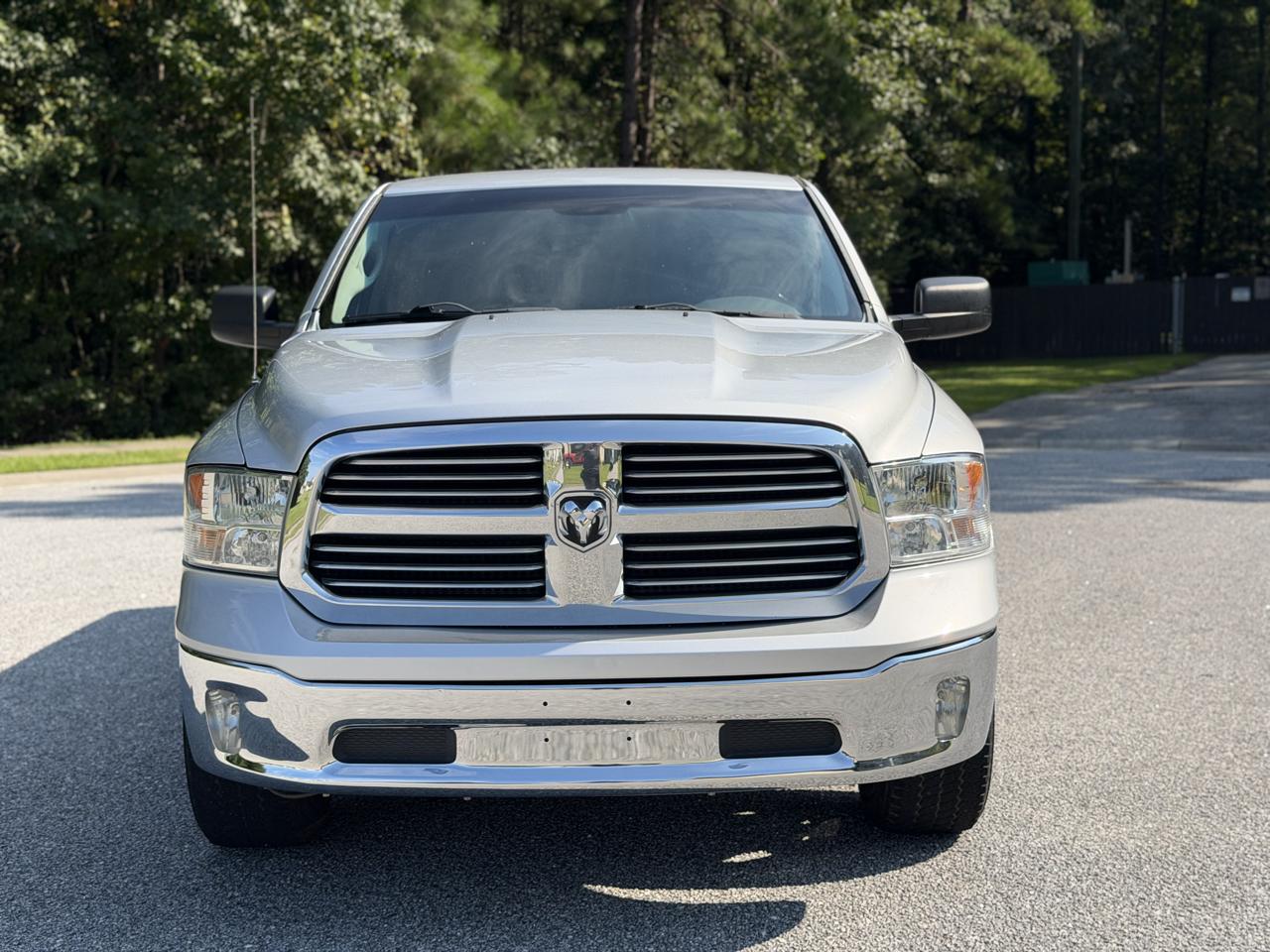 RAM 1500 Lone Star 4x2 Quad Cab 6'4" Box 2015