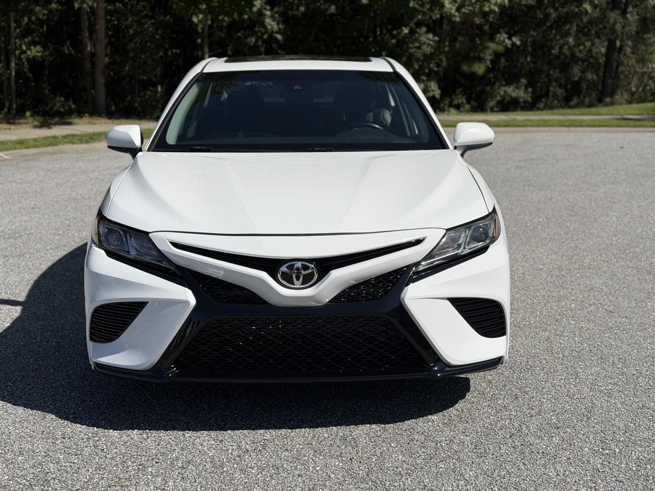 Toyota Camry SE 2019