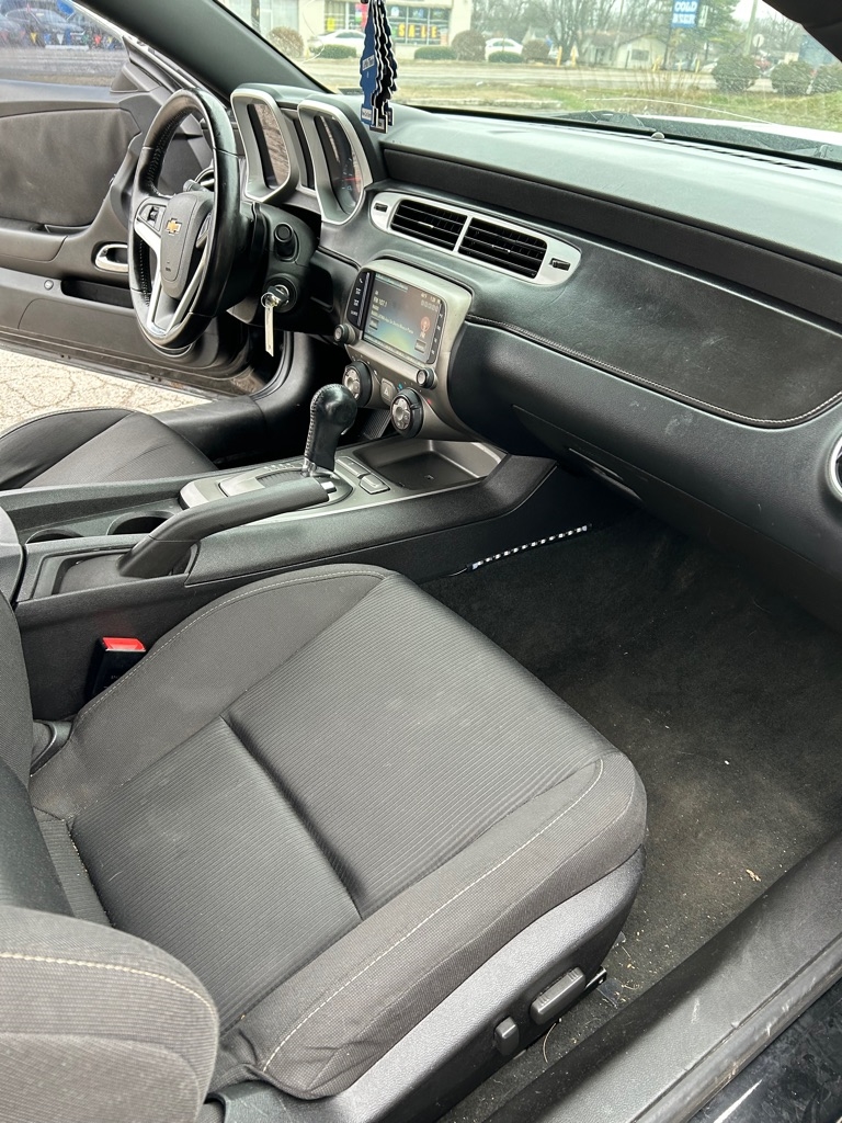 Chevrolet Camaro Coupe 1LT 2013