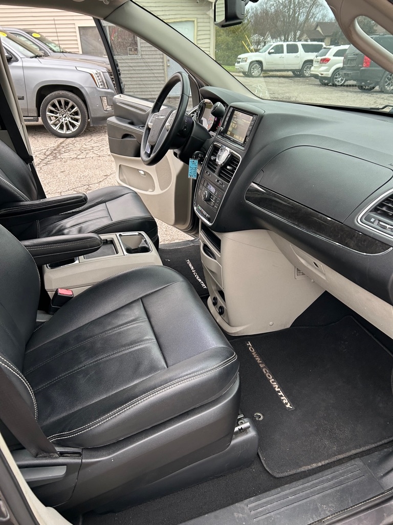 Chrysler Town & Country Touring 2015