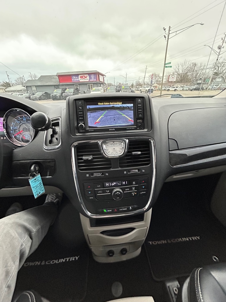 Chrysler Town & Country Touring 2015