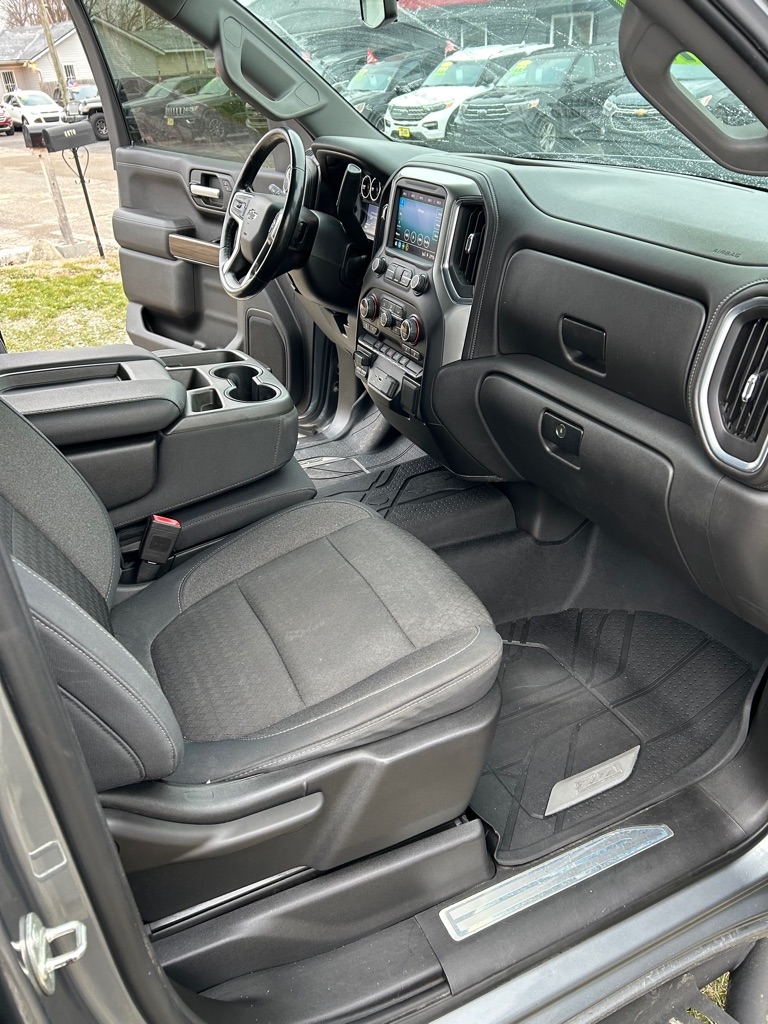 Chevrolet Silverado 1500 LT Trail Boss Crew Cab 4WD 2019