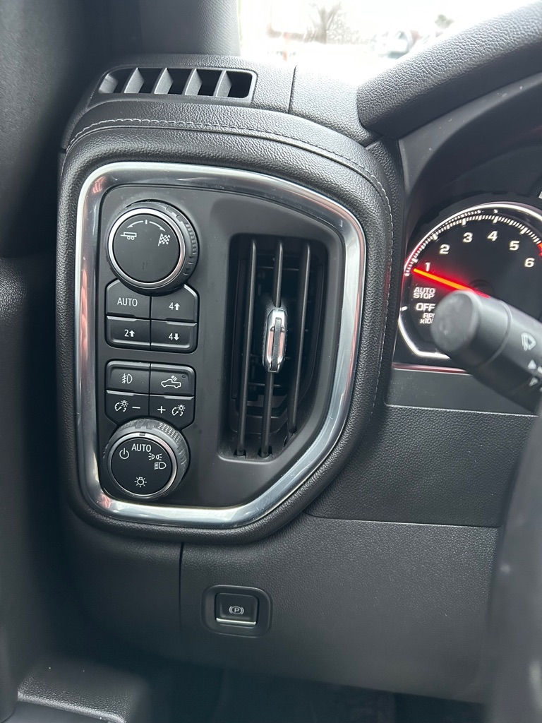 Chevrolet Silverado 1500 LT Trail Boss Crew Cab 4WD 2019