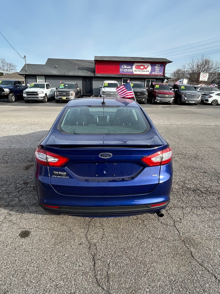 Ford Fusion SE 2013