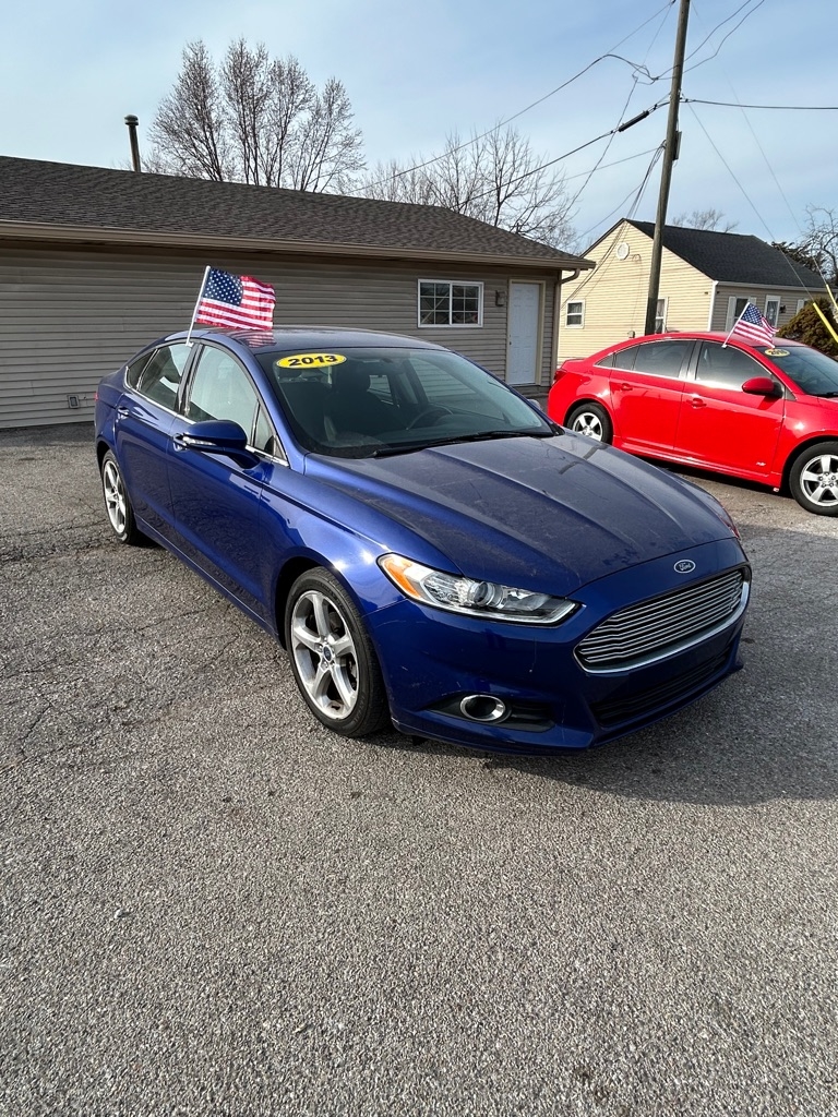 Ford Fusion SE 2013