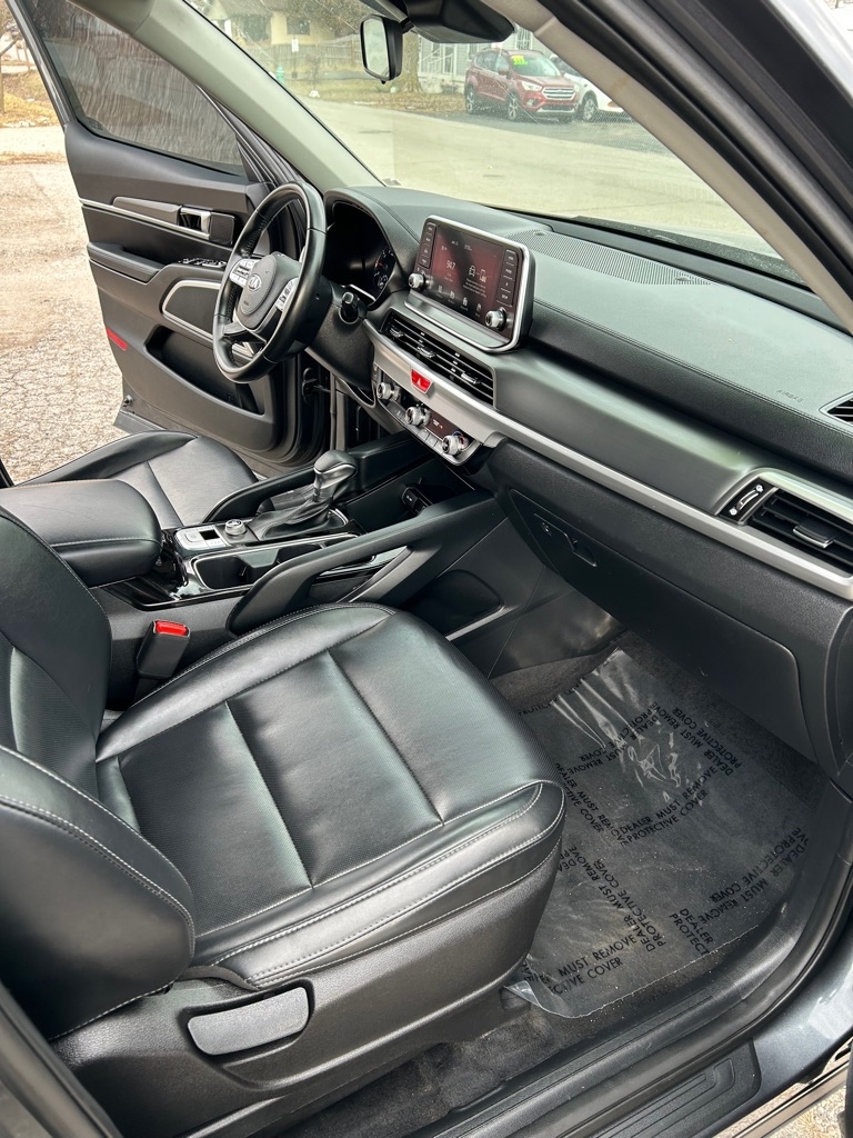 Kia Telluride LX 2020