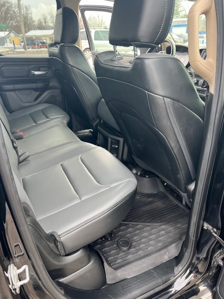 RAM 1500 Tradesman Quad Cab 4WD 2020