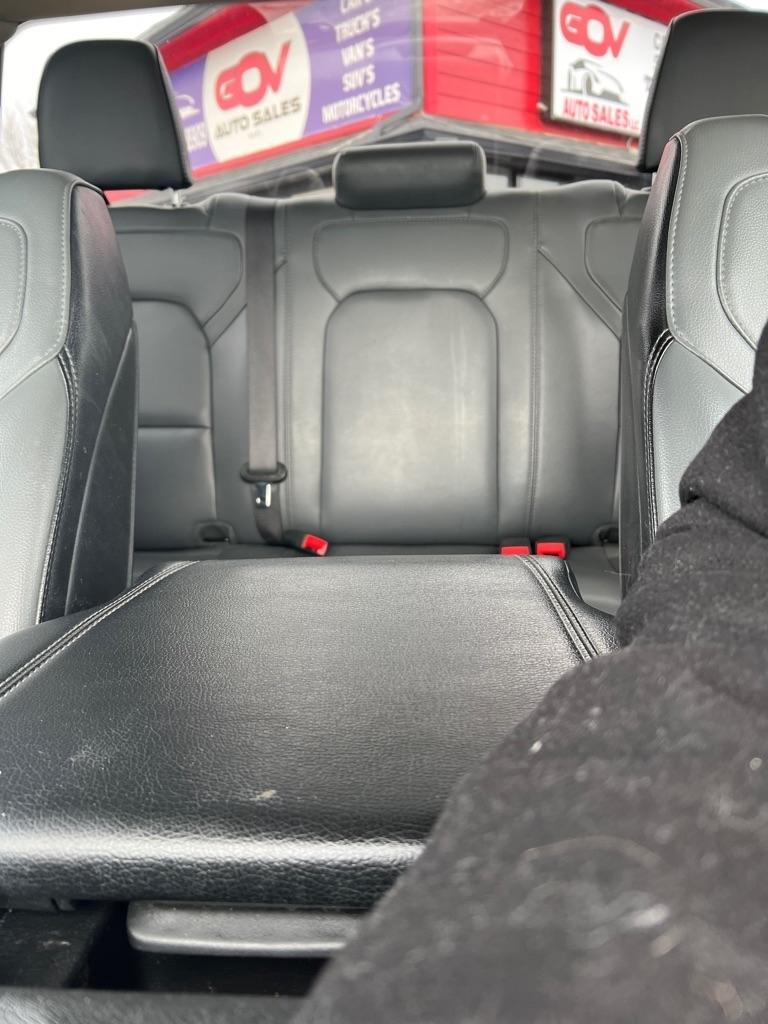 RAM 1500 Tradesman Quad Cab 4WD 2020