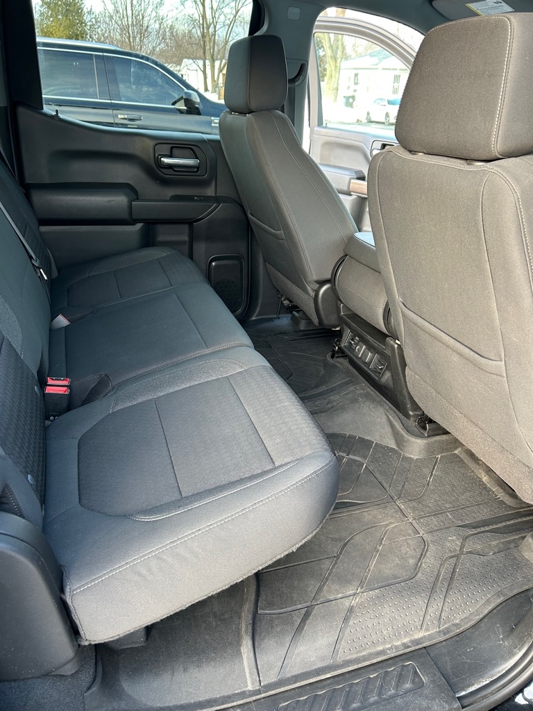 Chevrolet Silverado 1500 LT Crew Cab 4WD 2021