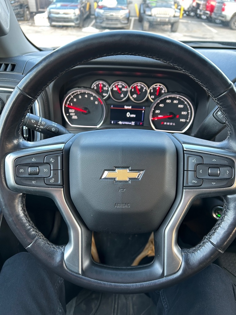 Chevrolet Silverado 1500 LT Crew Cab 4WD 2021