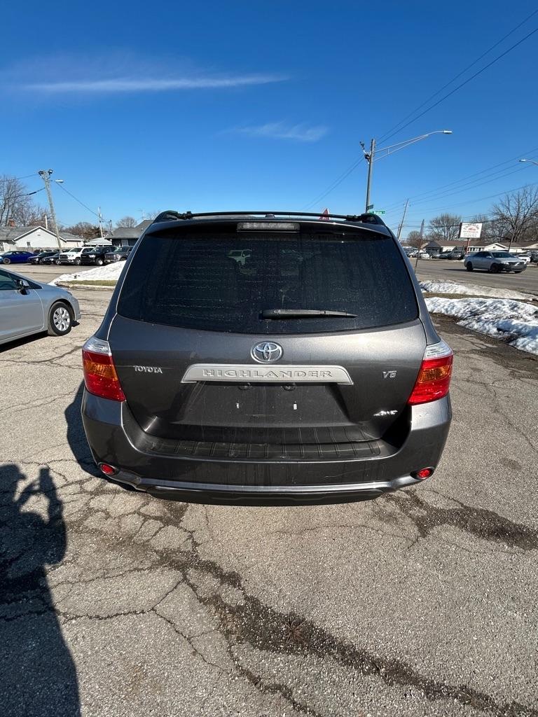 Toyota Highlander Base 4WD 2009