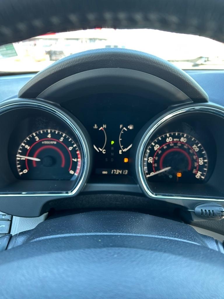 Toyota Highlander Base 4WD 2009