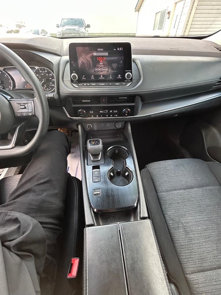 Nissan Rogue SV 2023