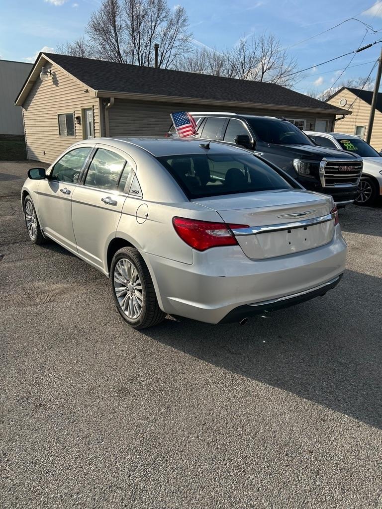 Chrysler 200 Limited 2012