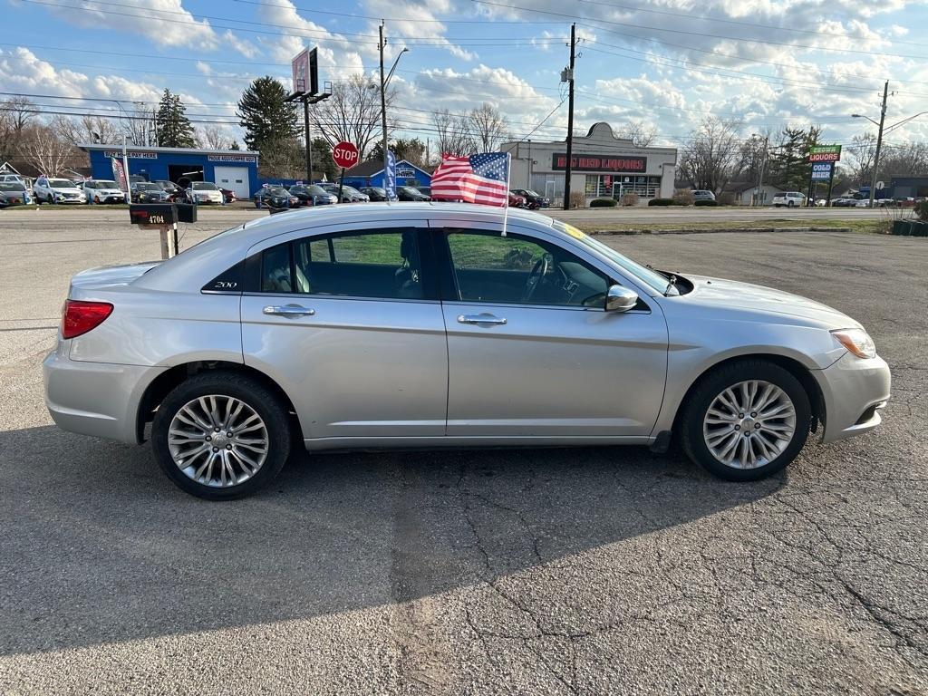 Chrysler 200 Limited 2012