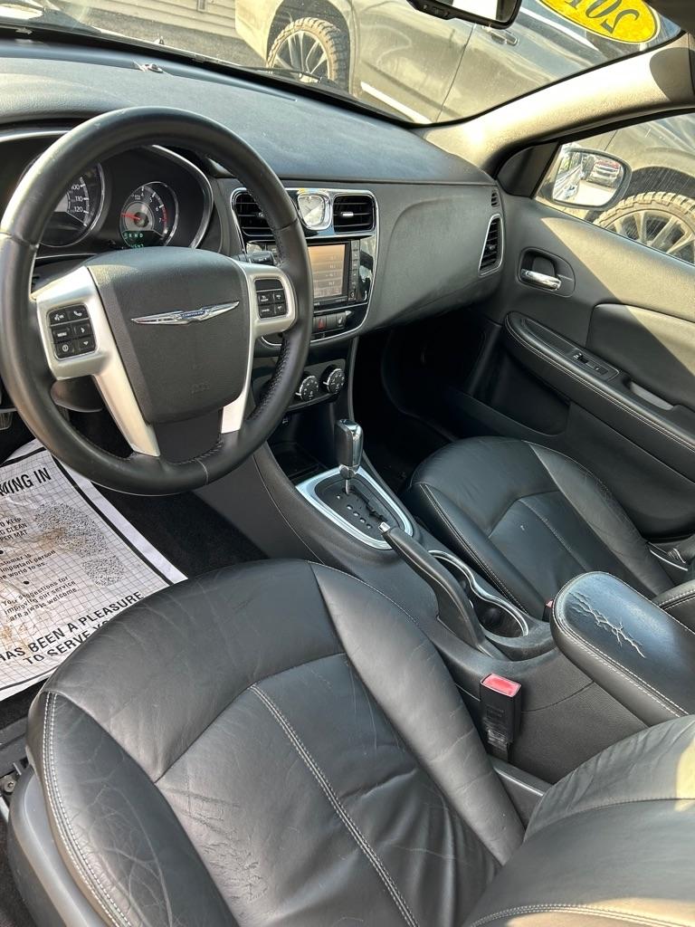 Chrysler 200 Limited 2012