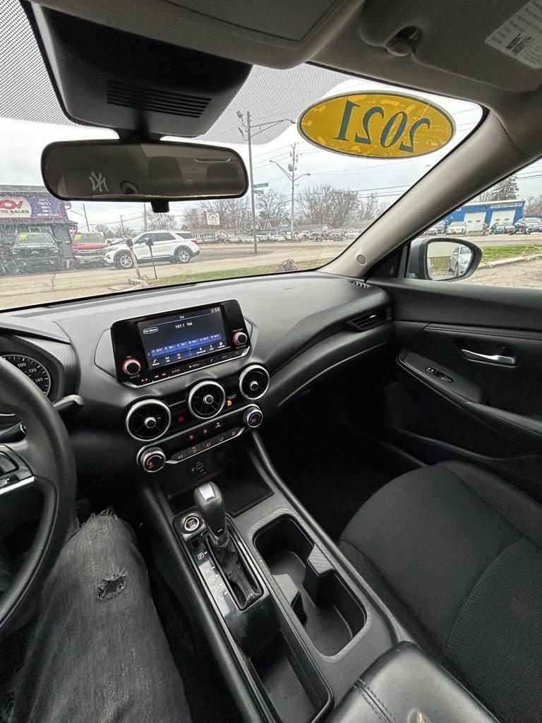 Nissan Sentra S 2021