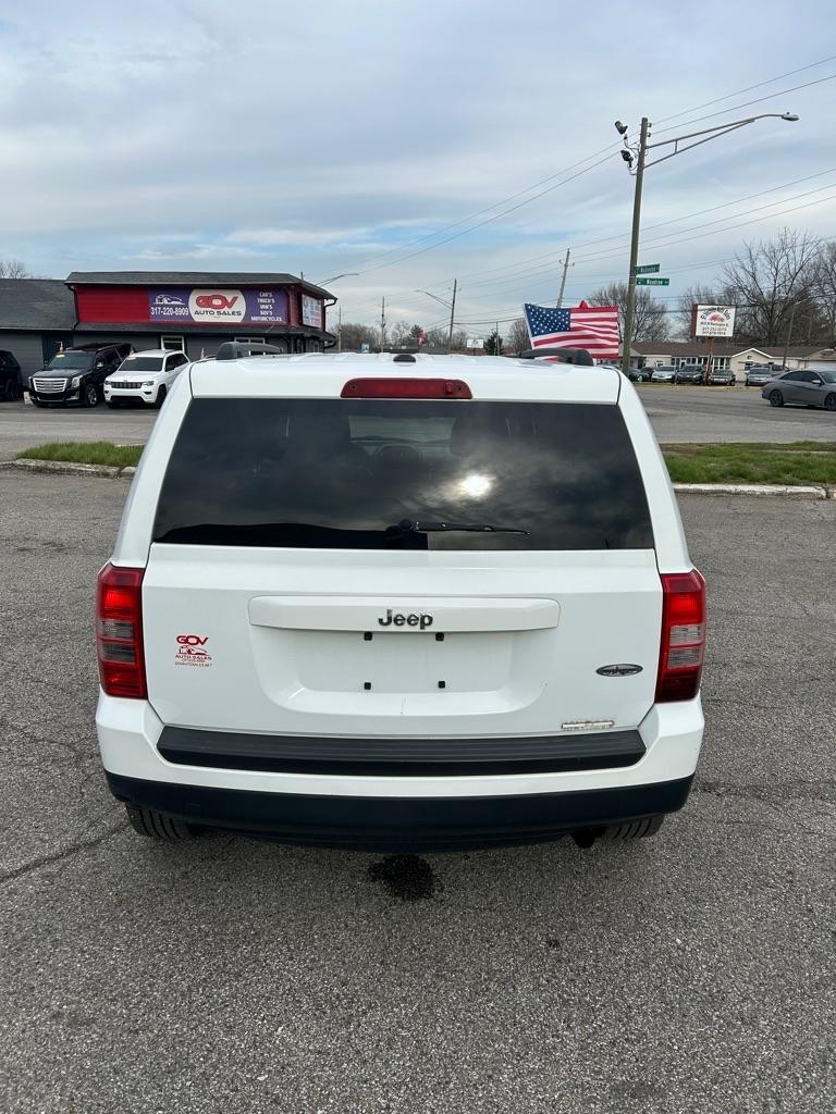 Jeep Patriot Latitude 2WD 2014