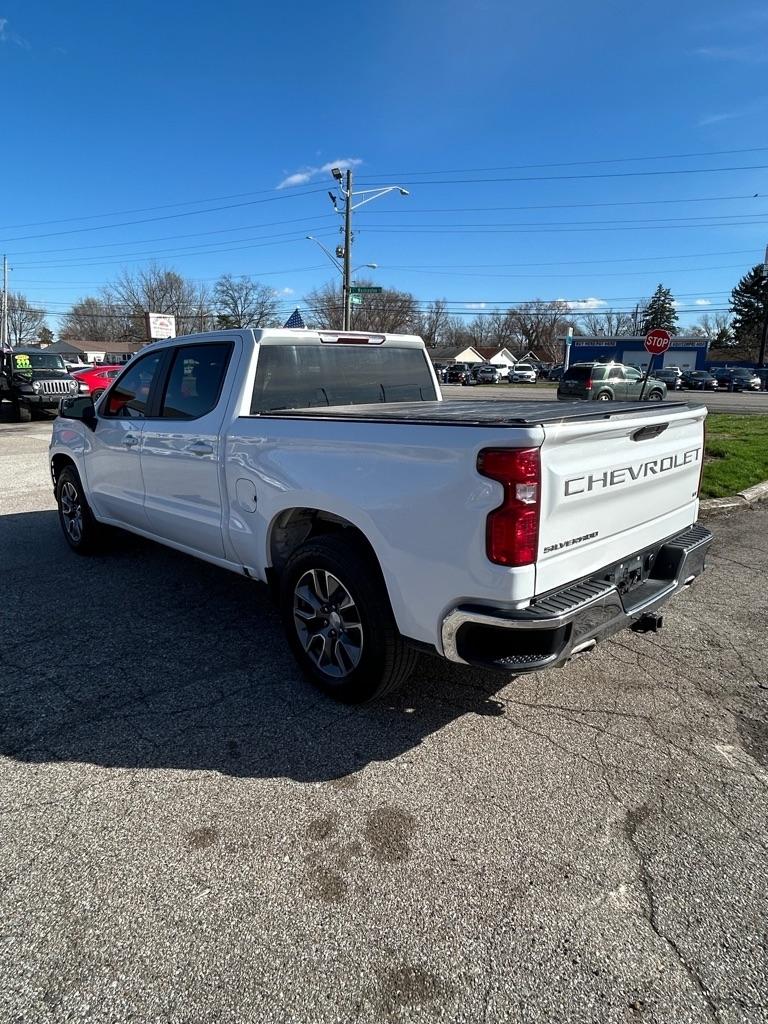 Chevrolet Silverado 1500 LT Crew Cab 4WD 2021