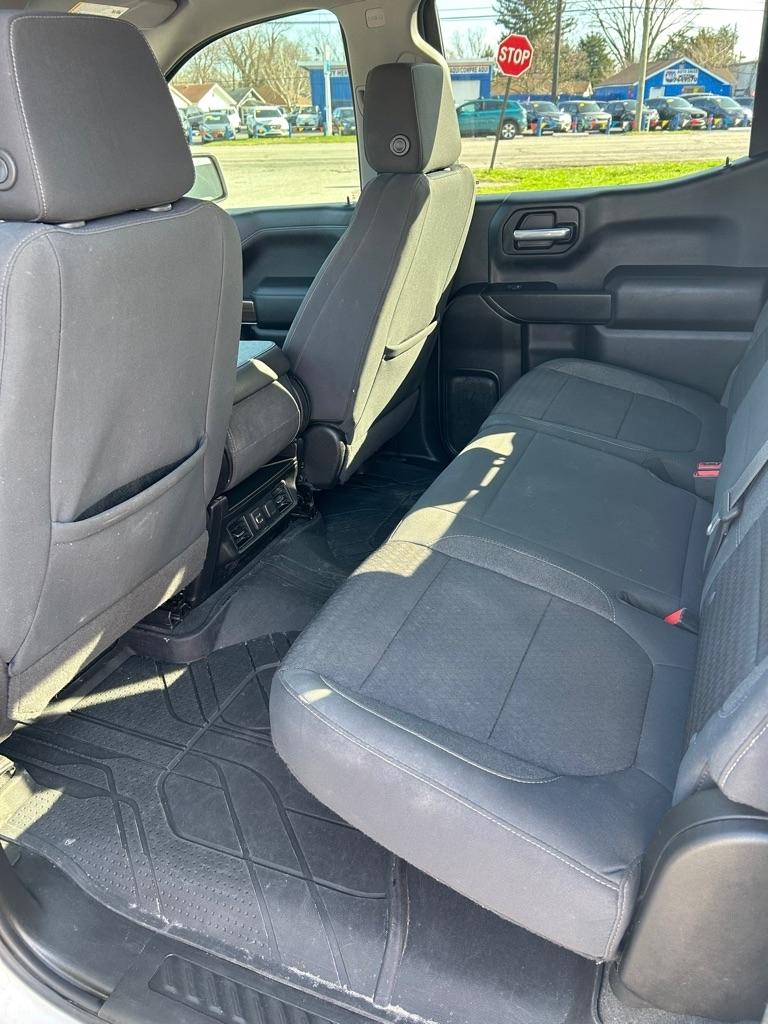 Chevrolet Silverado 1500 LT Crew Cab 4WD 2021