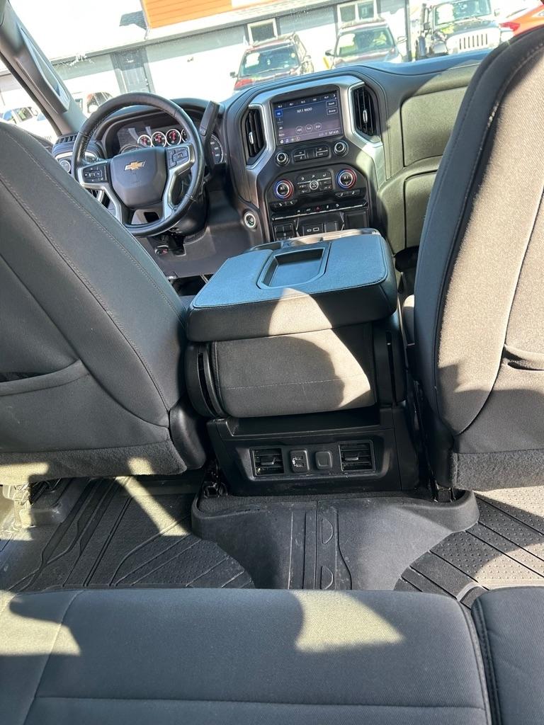 Chevrolet Silverado 1500 LT Crew Cab 4WD 2021