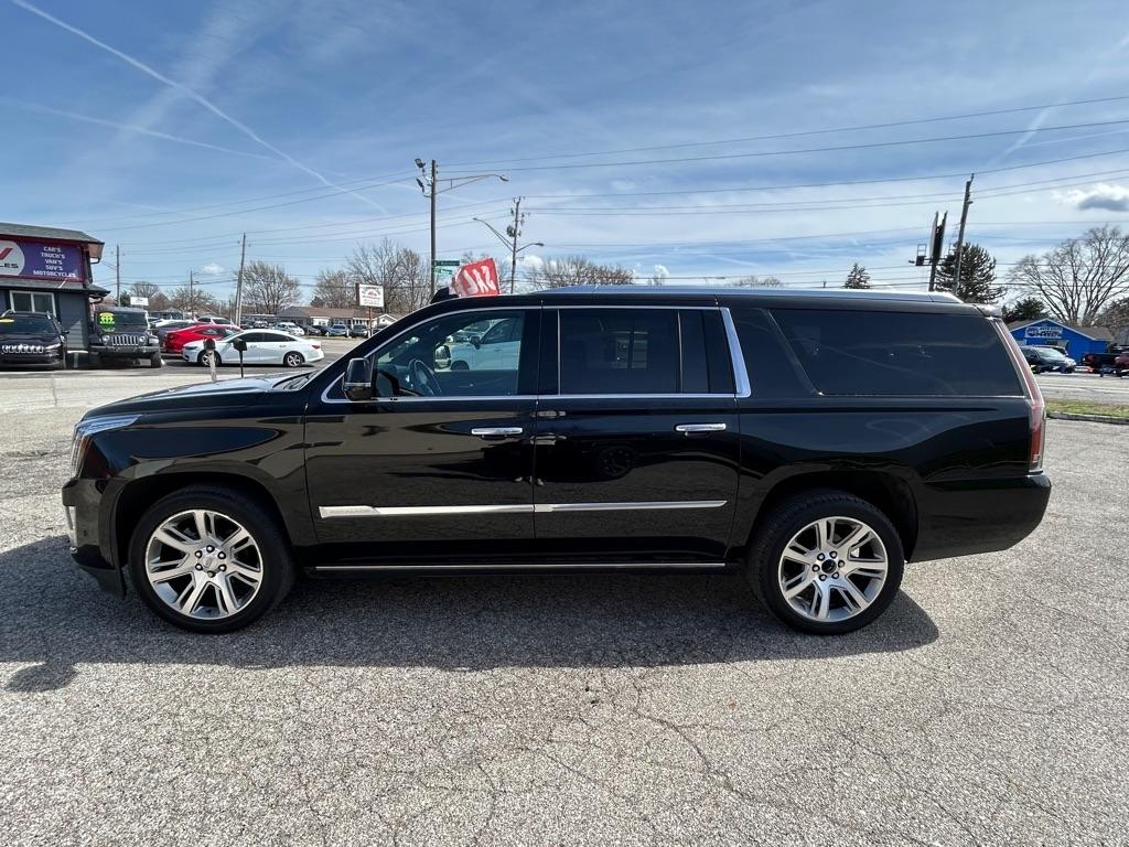 Cadillac Escalade ESV Platinum 4WD 2017