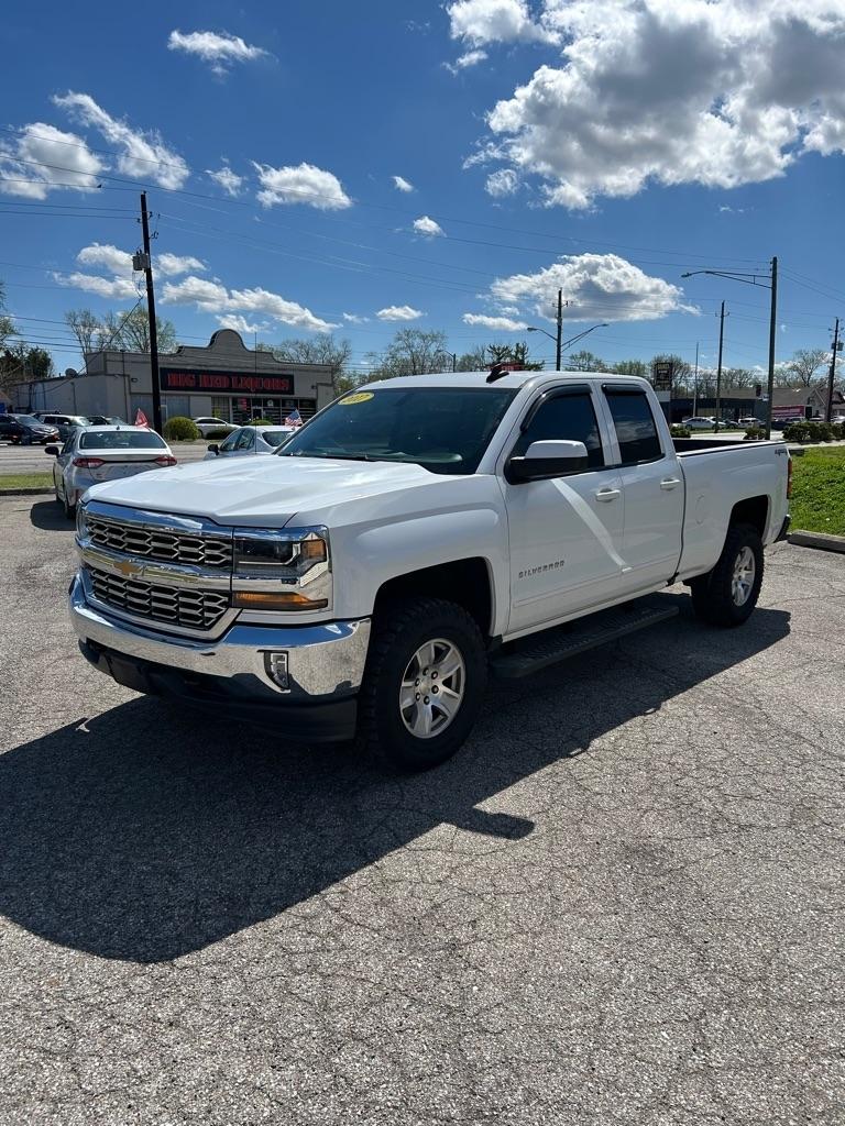 Chevrolet Silverado 1500 LT Double Cab 4WD 2017