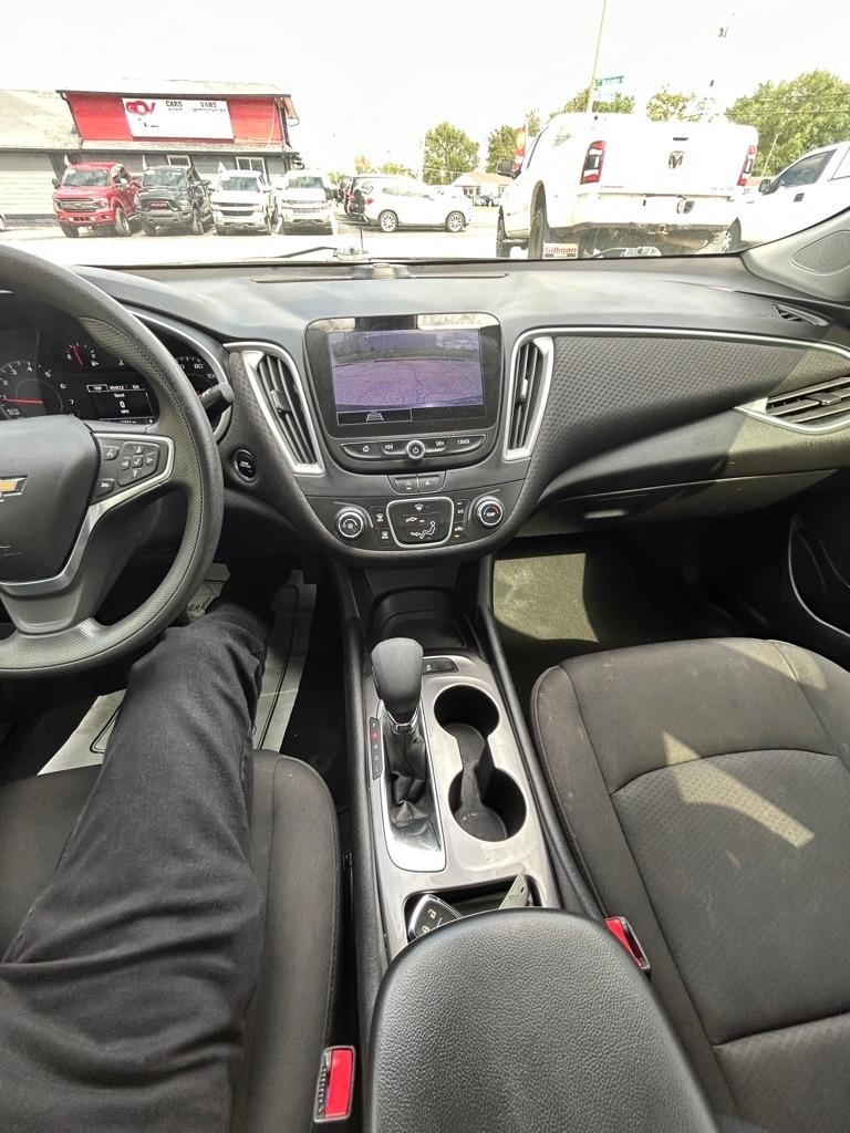 Chevrolet Malibu LS 2022