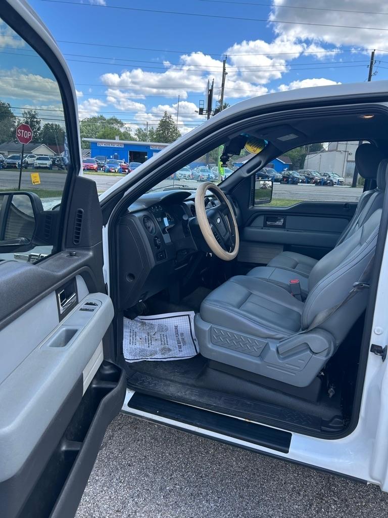 Ford F-150 XL 8-ft. Bed 2WD 2014