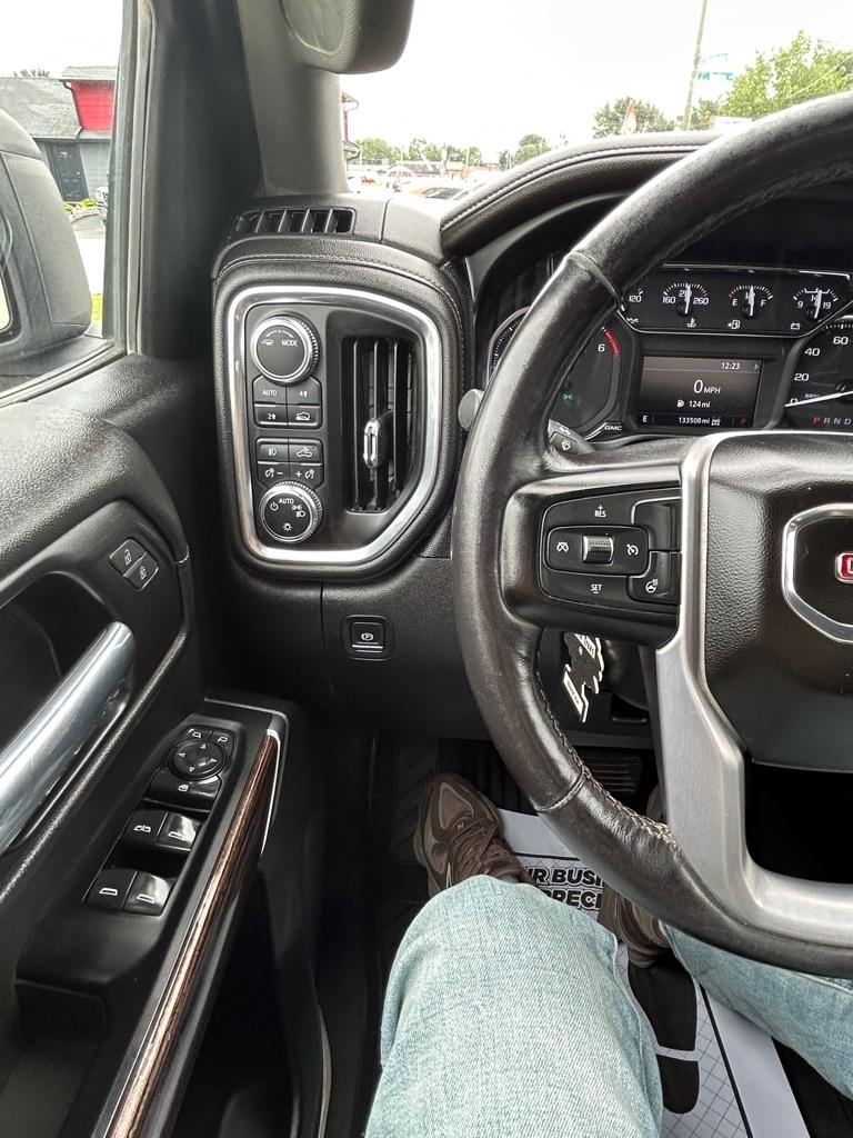 GMC Sierra 1500 Elevation Double Cab 4WD 2021