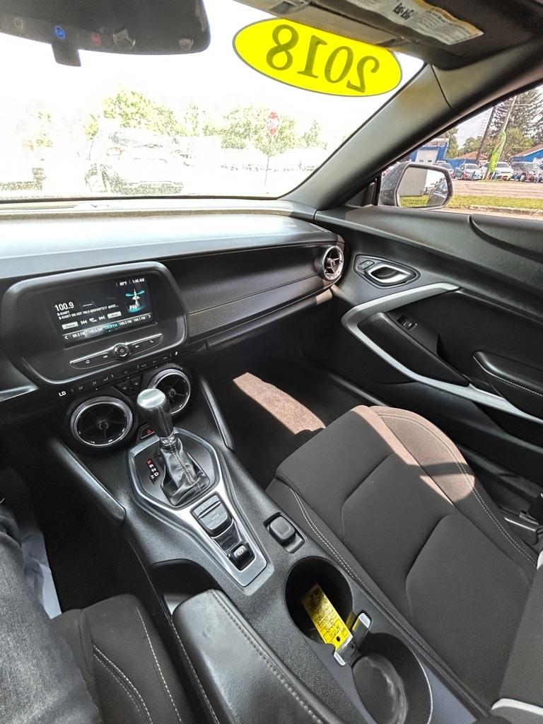 Chevrolet Camaro 1LT Convertible 8A 2018