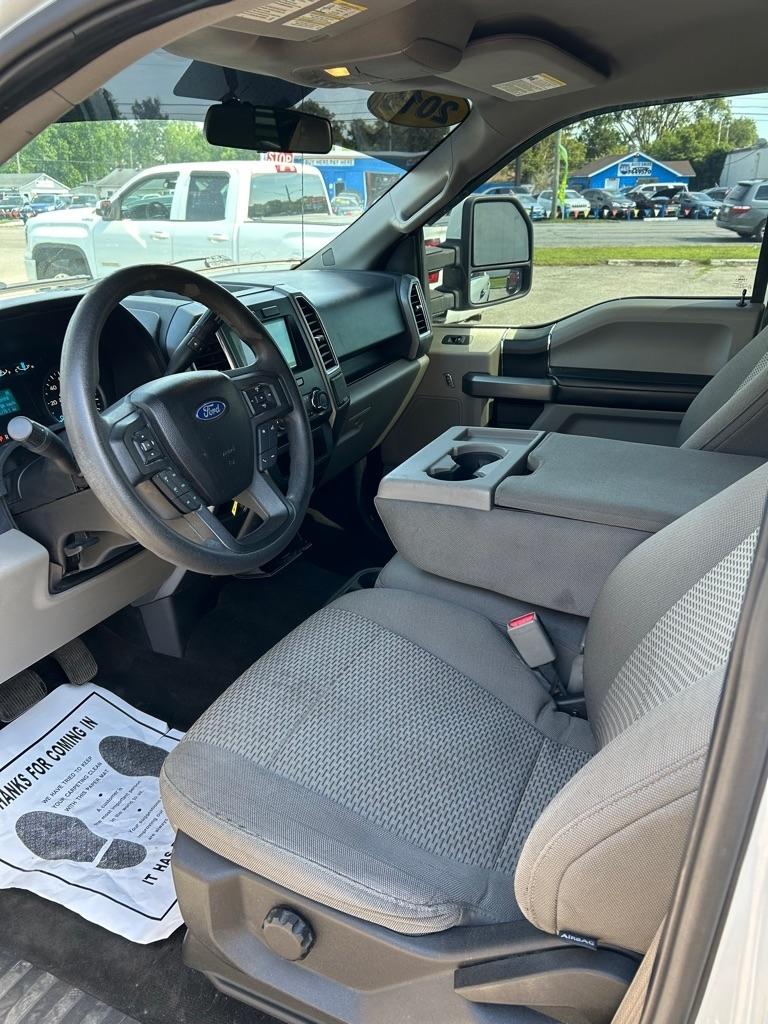 Ford F-150 XL SuperCrew 5.5-ft. Bed 4WD 2015