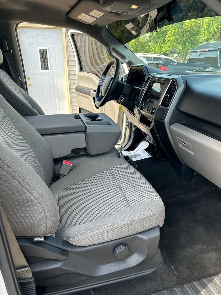 Ford F-150 XL SuperCrew 5.5-ft. Bed 4WD 2015