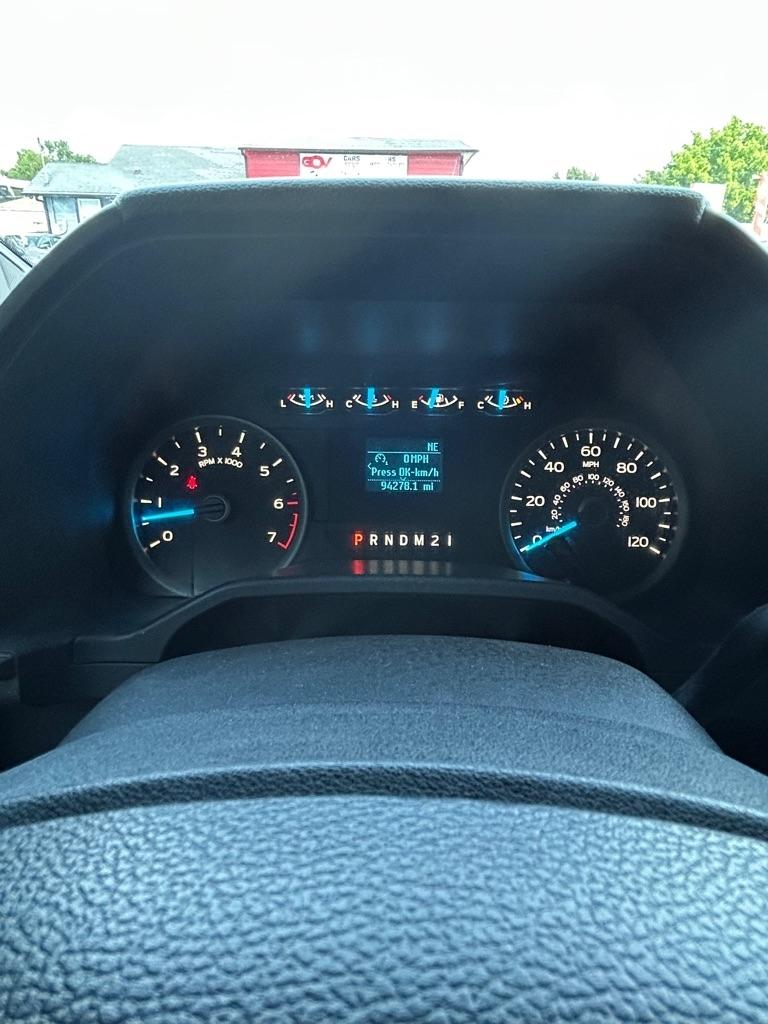 Ford F-150 XL SuperCrew 5.5-ft. Bed 4WD 2015