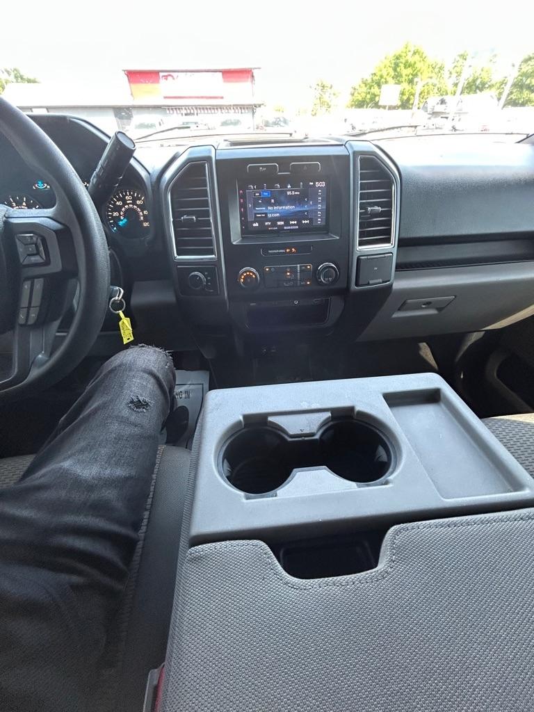 Ford F-150 XL SuperCrew 5.5-ft. Bed 4WD 2015
