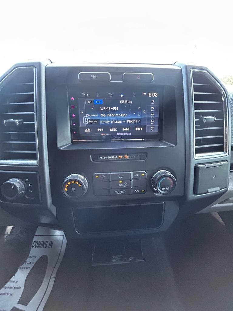 Ford F-150 XL SuperCrew 5.5-ft. Bed 4WD 2015