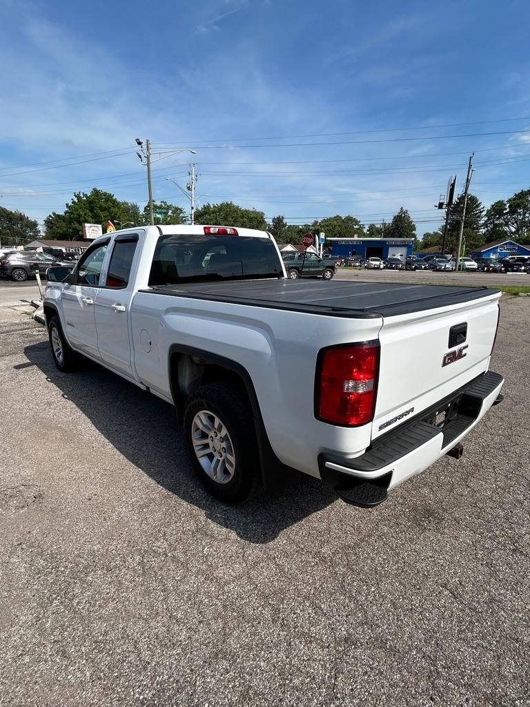 GMC Sierra 1500 Base Double Cab 4WD 2017