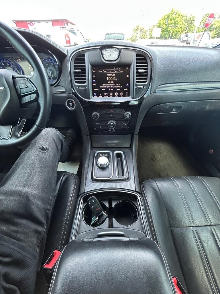 Chrysler 300 S V6 RWD 2015