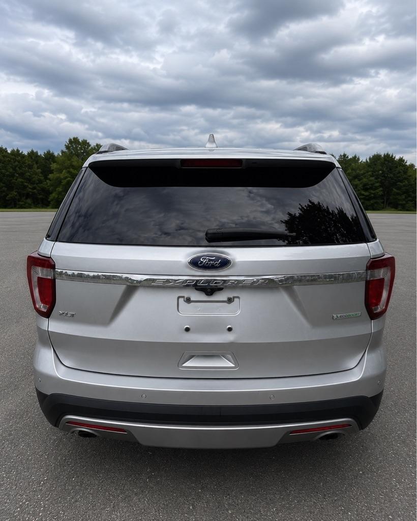Ford Explorer XLT FWD 2017